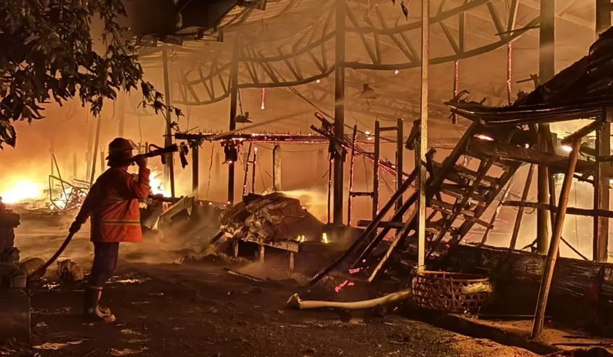 Dampak-Kebakaran-Terhadap-Peternakan-dan-Ekonomi-Lokal