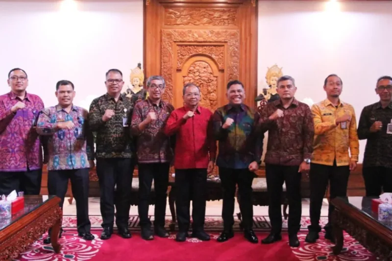 Gubernur Bali Luncurkan 5 Tim Terpadu Untuk Atasi Prostitusi dan WNA Nakal