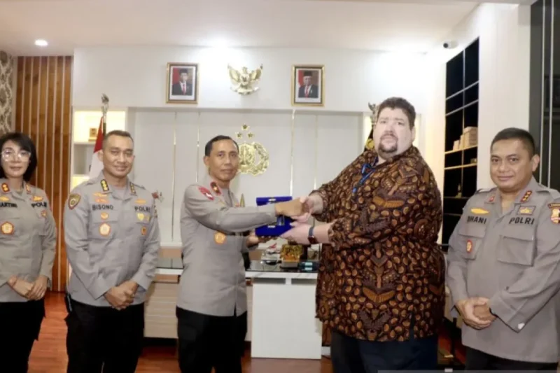 Puluhan Personel Polda Bali Turut Berpartisipasi Pelatihan Bahasa Inggris