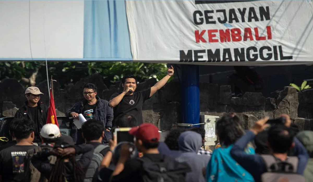 Penggiat Medsos 'Gejayan Memanggil' Syahdan Husein Diciduk di Bali