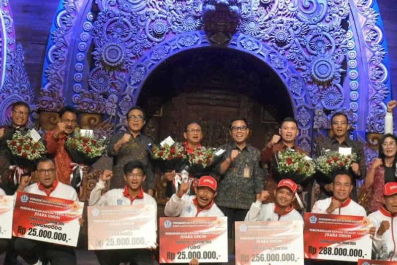 Pemkot Denpasar Berikan Penghargaan Bagi Atlet Berprestasi di Bali XVI