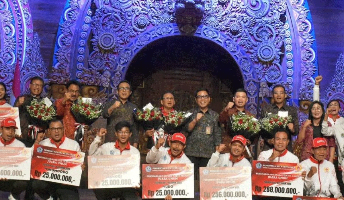 Pemkot Denpasar Berikan Penghargaan Bagi Atlet Berprestasi di Bali XVI