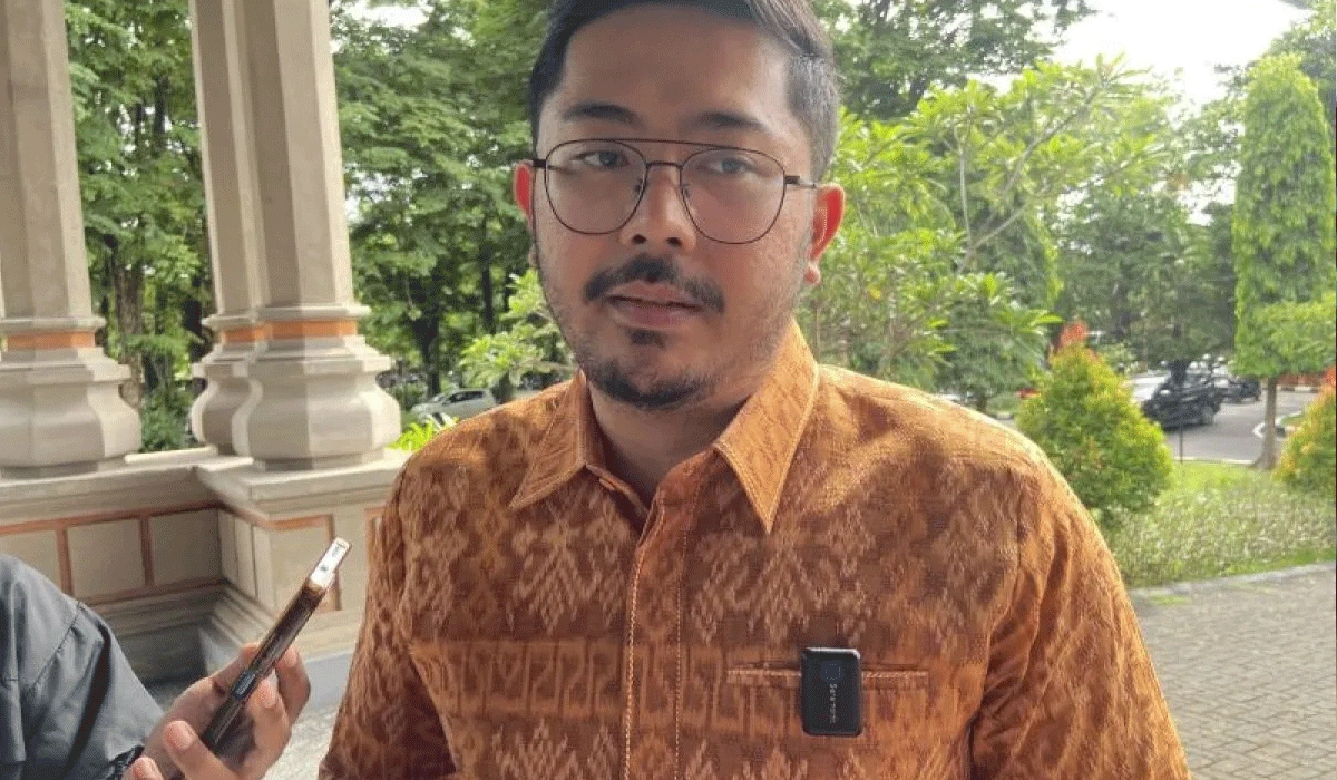 DPRD Bali Serius Bahas Raperda Pembentukan BUMD Air Bersih