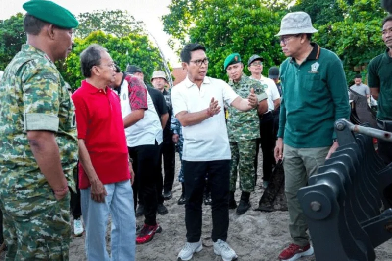 Badung Siaga, Antisipasi Sampah Kiriman di Pantai Bali