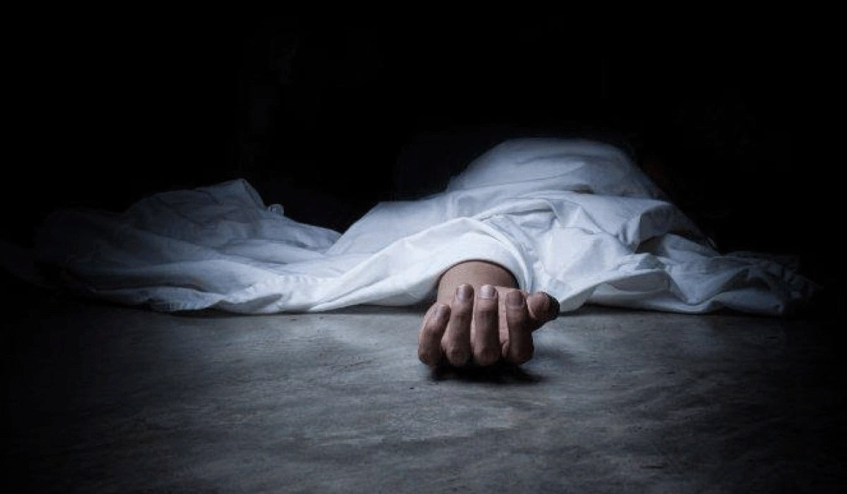 Mereka Menemukan Obat dan Muntahan di Kamar