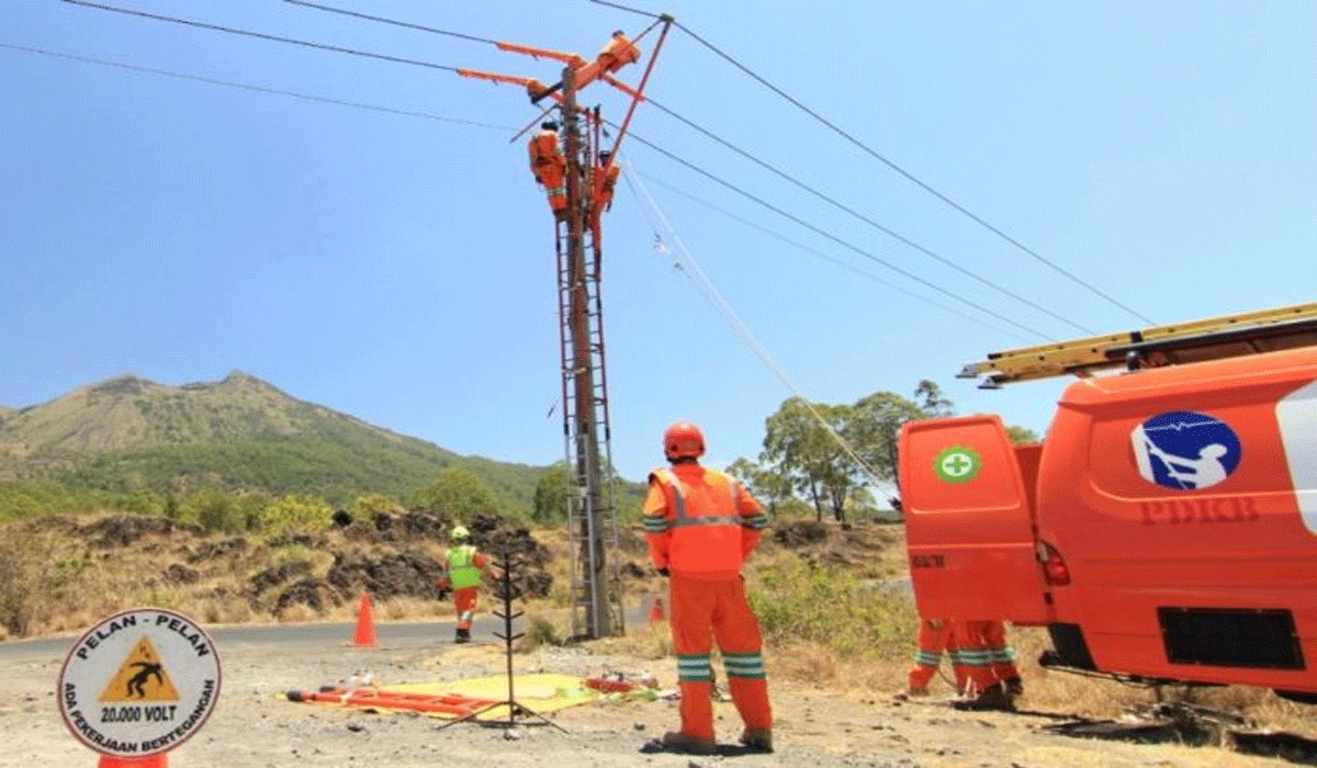 Warga Bali Wajib Tahu, PLN Lakukan Pemeliharaan Listrik Untuk Pastikan Pasokan Stabil